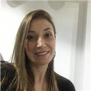 Profesora para brindar acompañamiento a niños y niñas en edad preescolar y básica primaria